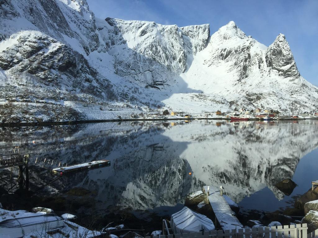 Reine Retro Villa - Cozy Villa With A Fantastic View Exterior photo
